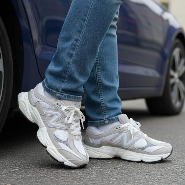 New Balance 9060 Beyaz Taş