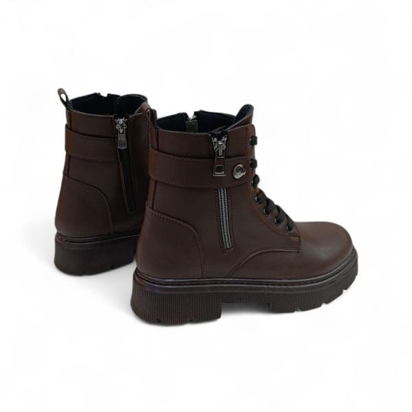 Kahve Kemer Bağcıkl Detaylı Yandan Fermuarlı Kadın Kısa Bot