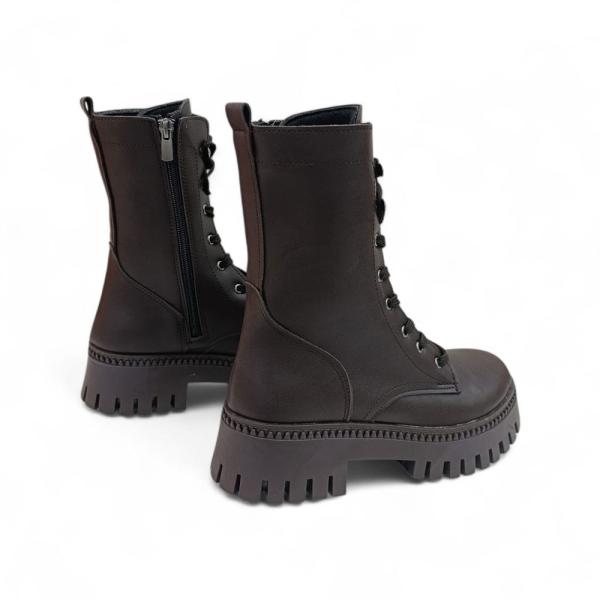 Siyah Bağcıklı Yandan Fermuarlı Termo Taban Kadın Postal