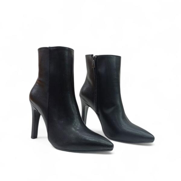 Siyah Siyah Yandan Fermuarlı İnci Topuklu Kadın Bot