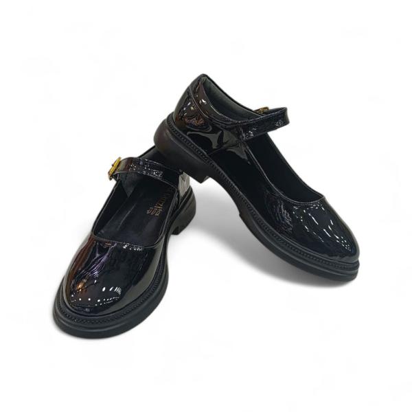 Siyah Rugan Toka Detaylı Kadın Loafer