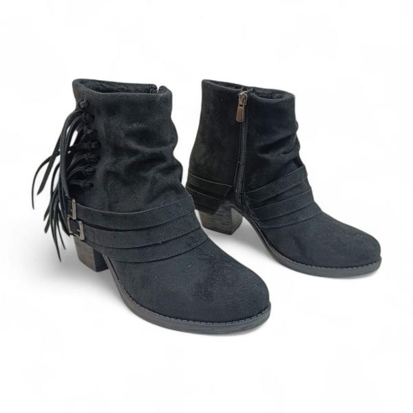 Siyah Süet Püskül Toka Detaylı Fermuarlı Detaylı Kadın Topuklu Bot