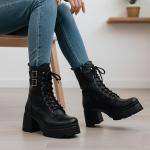 Siyah Toka Detaylı Bağcıklı Yandan Fermuarlı Topuklu Kadın Bot