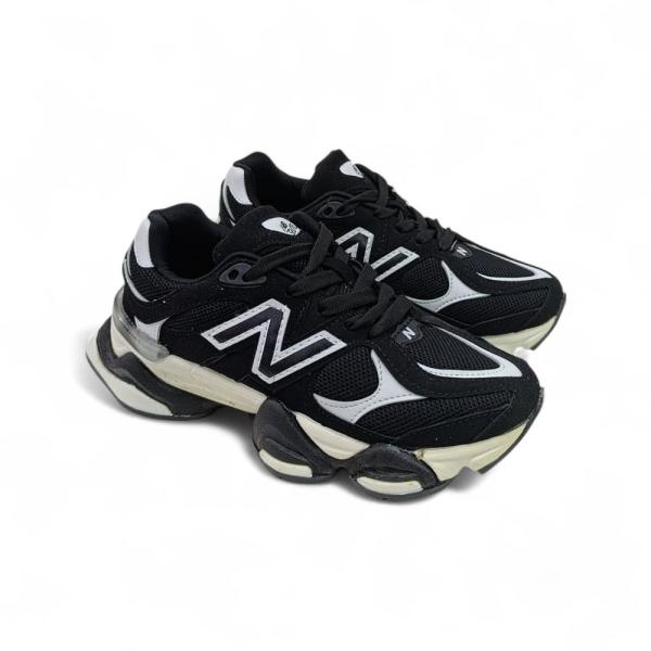 New Balance 9060 Siyah Beyaz