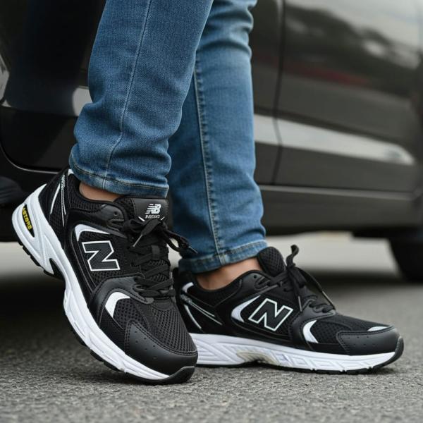 New Balance Siyah Beyaz Mikro Taban