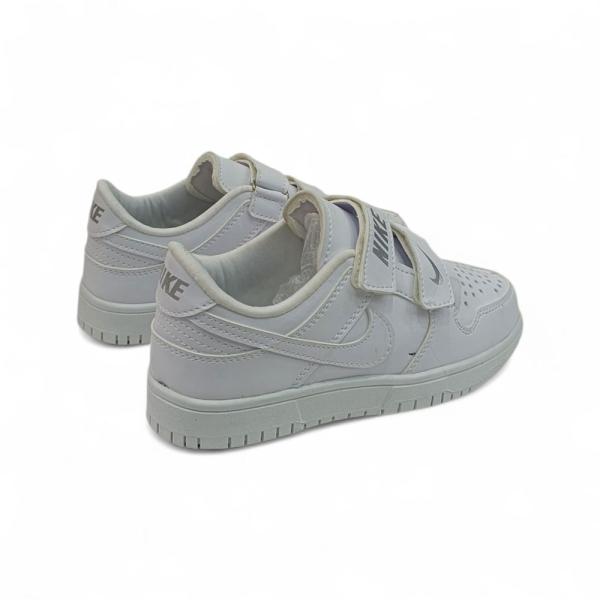 Nike Beyaza Beyaz Cırtlı Çocuk Spor