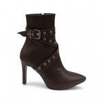 Acı Kahve Toka Detaylı İnce Taban Sivri Burun Kadın Topuklu Bot
