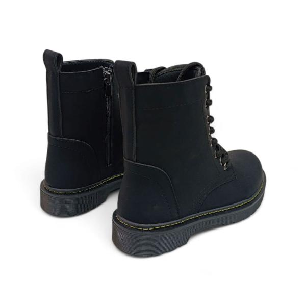 Siyah Bağcıklı Yandan Fermuarlı Kadın Bot