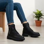 Siyah Fermuar Bağcık Detaylı Kadın Bot