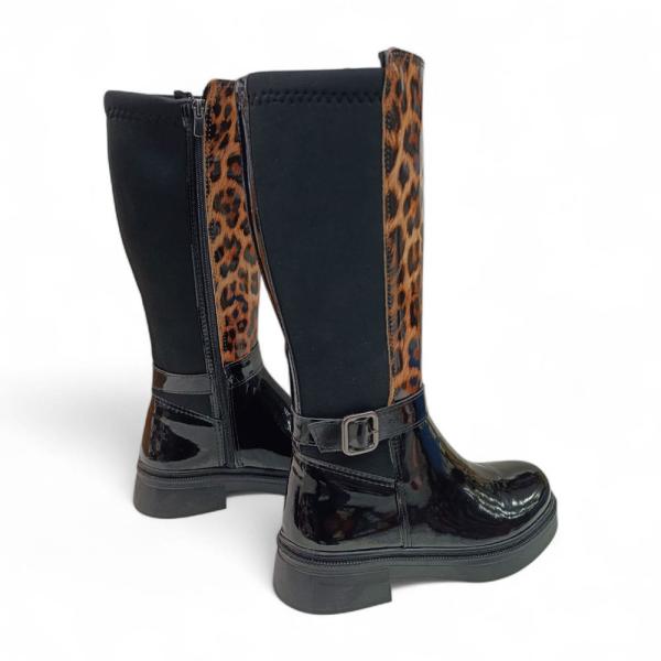 Siyah Rugan Leopar Toka Detaylı Arkası Lastik Strec Kadın Çizme