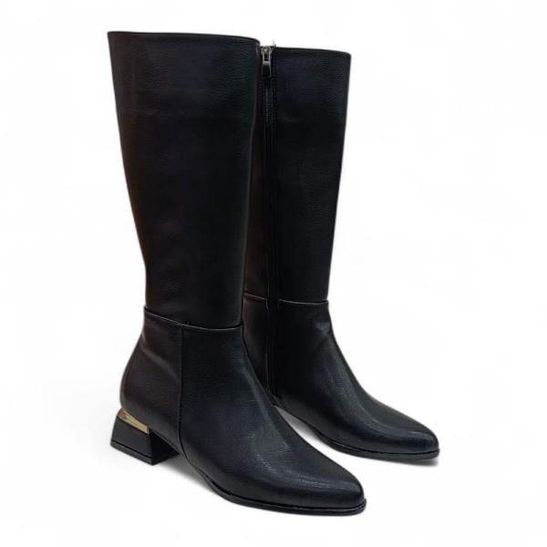 Siyah Yandan Fermuarlı Sivri Burun Topuklu Kadın Çizme